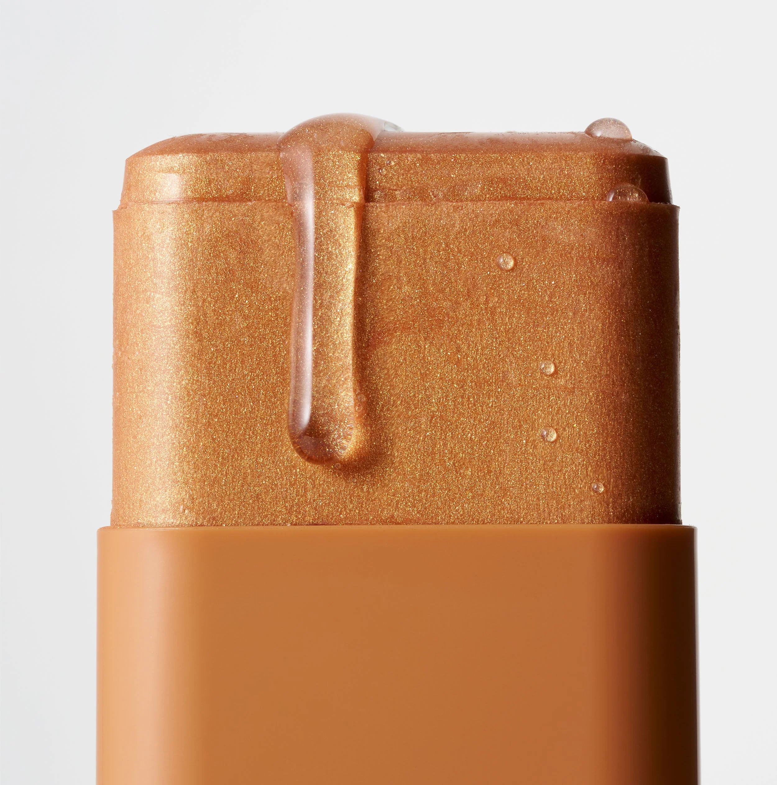 Glow All Over Melting Balm Stick - Image 5
