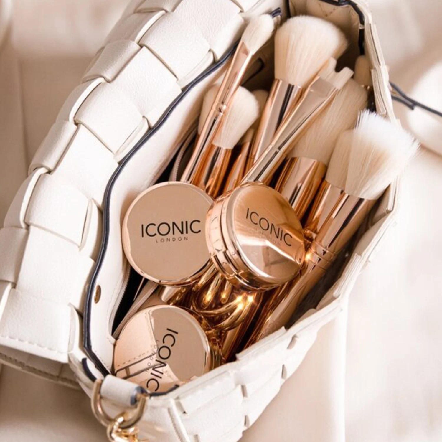 Precision Duo Contour Brush - Image 5